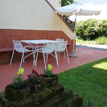 Amaryllis Case Vacanza Romito Magra Exterior photo